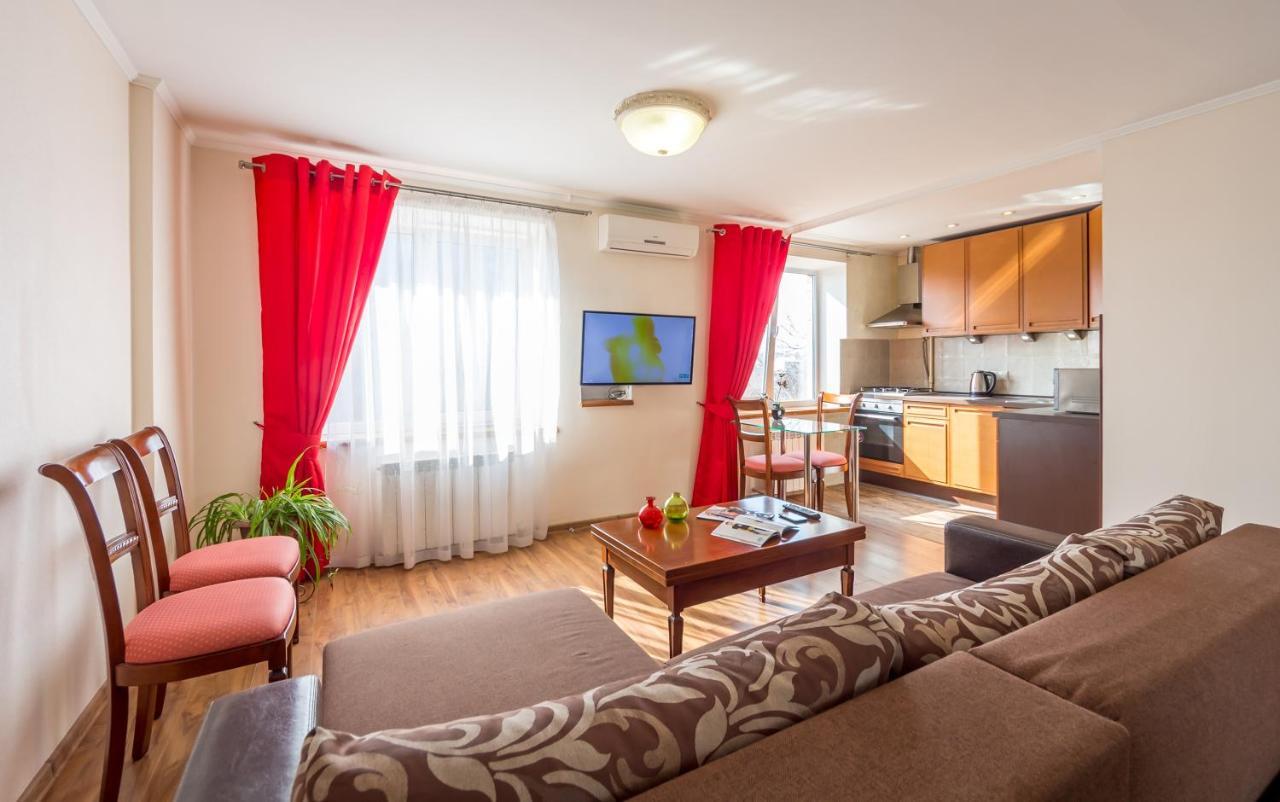 Apartments Near Parus Business Centre كييف المظهر الخارجي الصورة