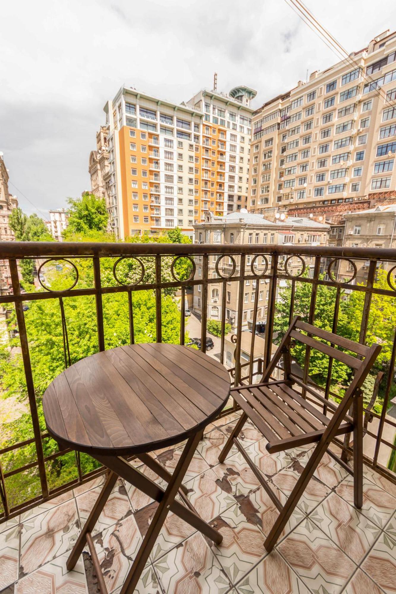 Apartments Near Parus Business Centre كييف المظهر الخارجي الصورة